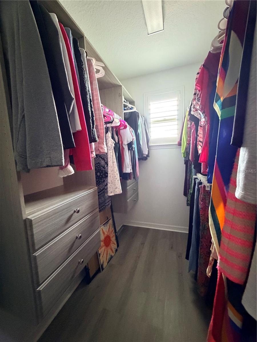 Image 28 of 31 For 476 Portico Court