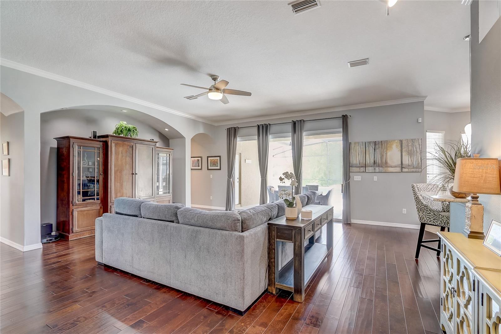 Image 12 of 71 For 8314 Vintage Drive