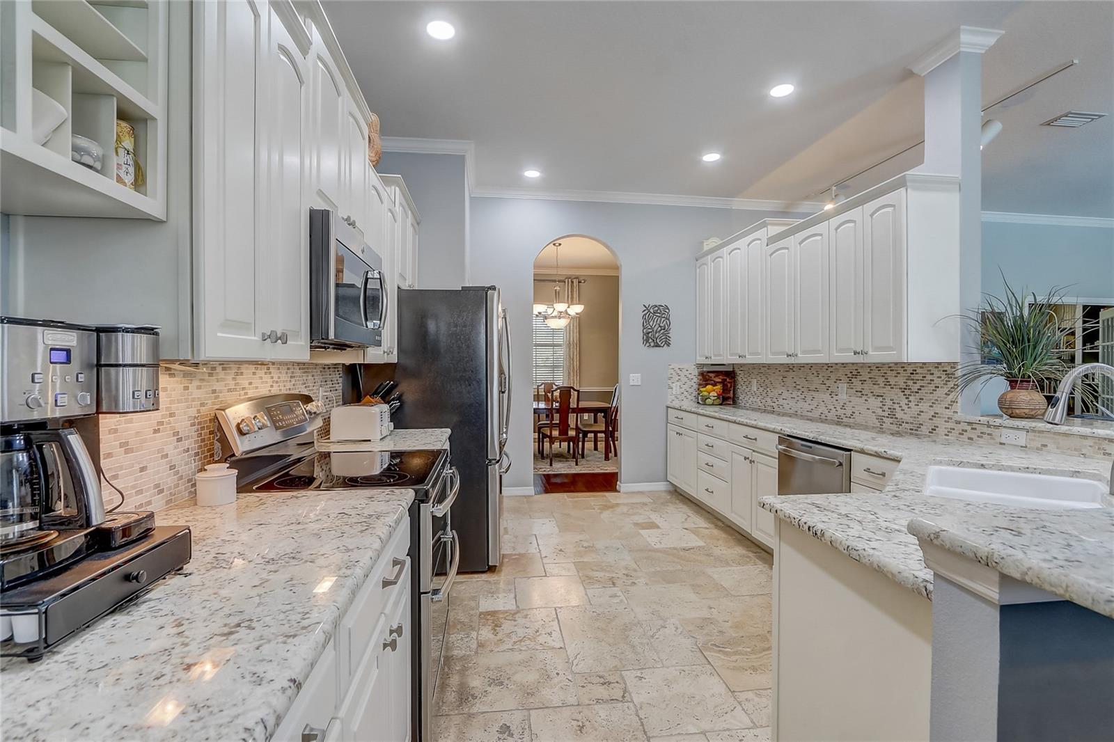 Image 16 of 71 For 8314 Vintage Drive