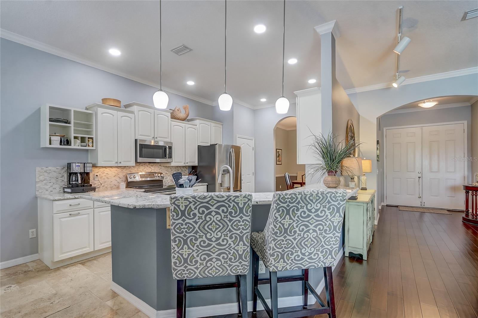 Image 17 of 71 For 8314 Vintage Drive