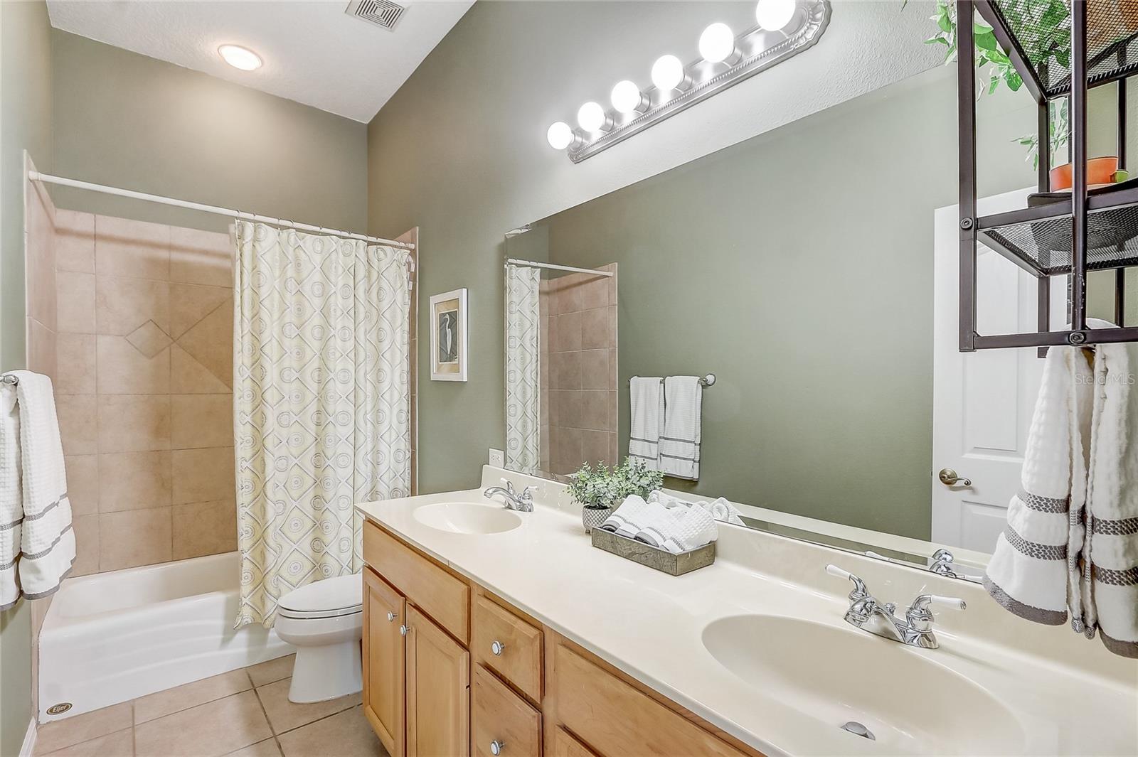 Image 26 of 71 For 8314 Vintage Drive