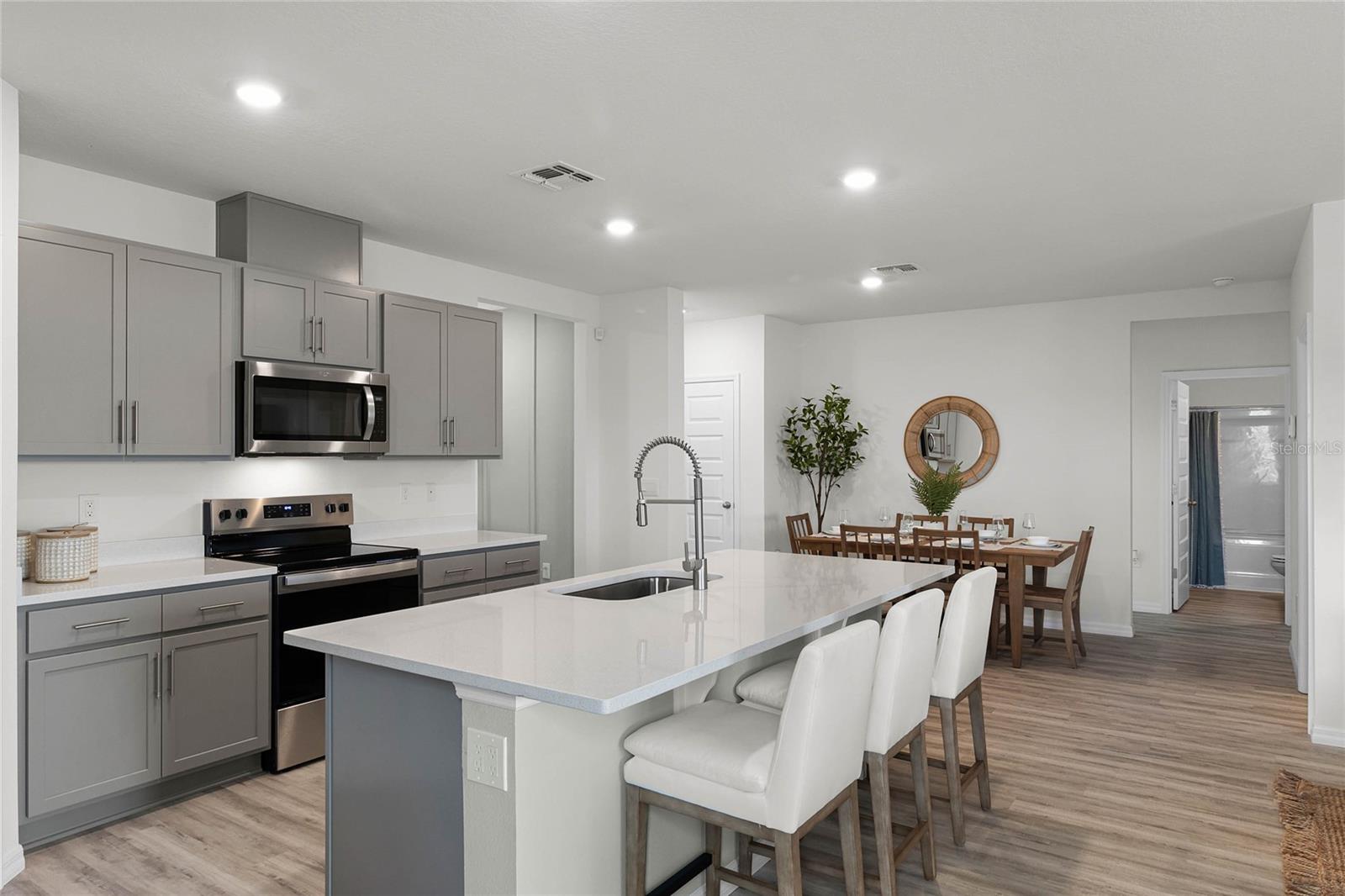 Image 10 of 33 For 7851 Forrest Fox Way