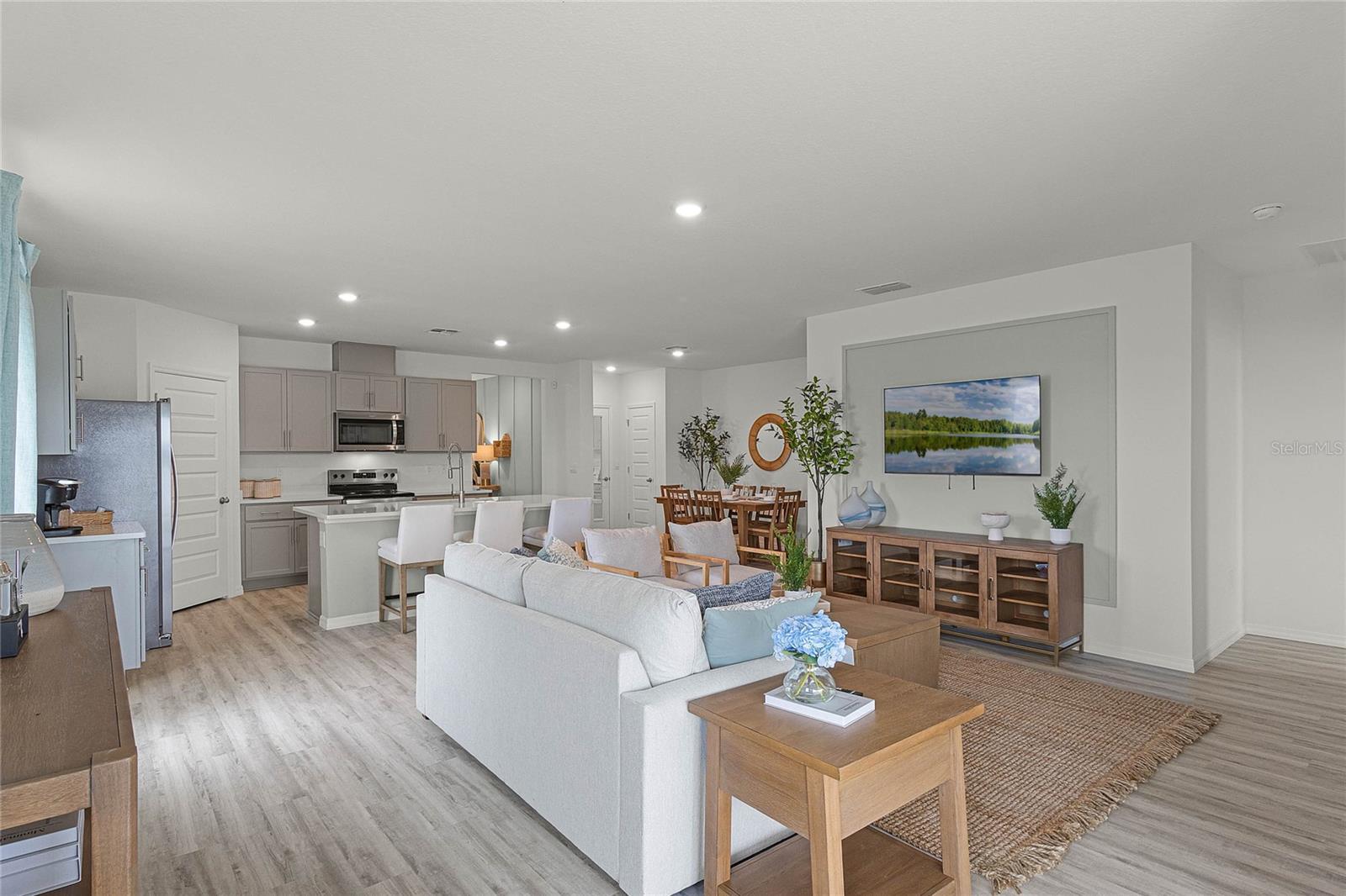 Image 13 of 33 For 7851 Forrest Fox Way