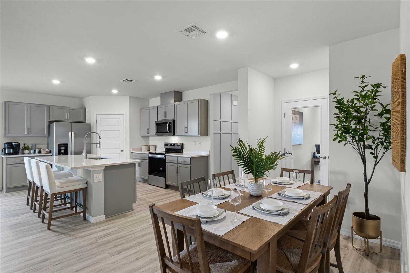 Image 6 of 33 For 7851 Forrest Fox Way