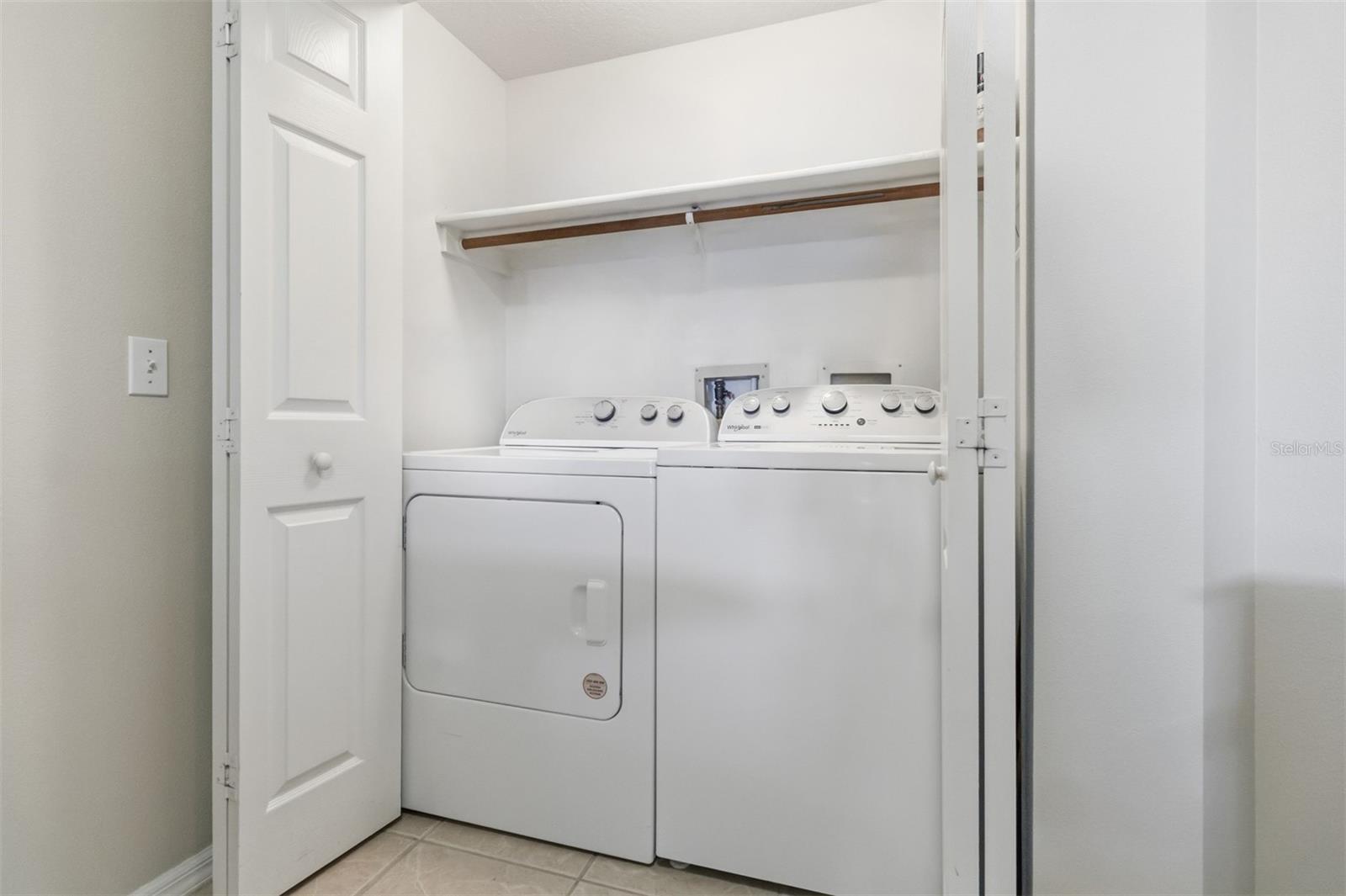 Image 16 of 30 For 8921 Lake Drive 504