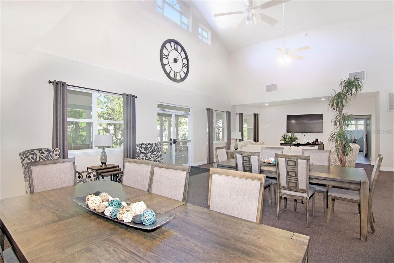 Image 27 of 30 For 8921 Lake Drive 504