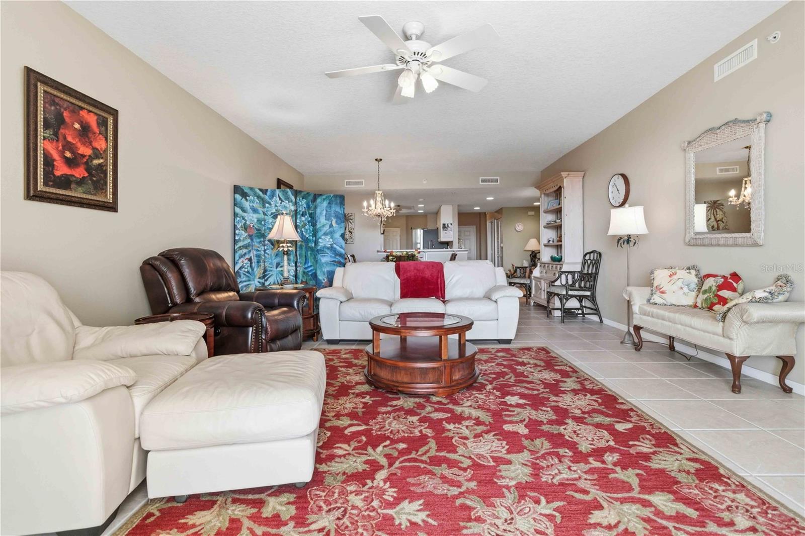Image 4 of 30 For 8921 Lake Drive 504