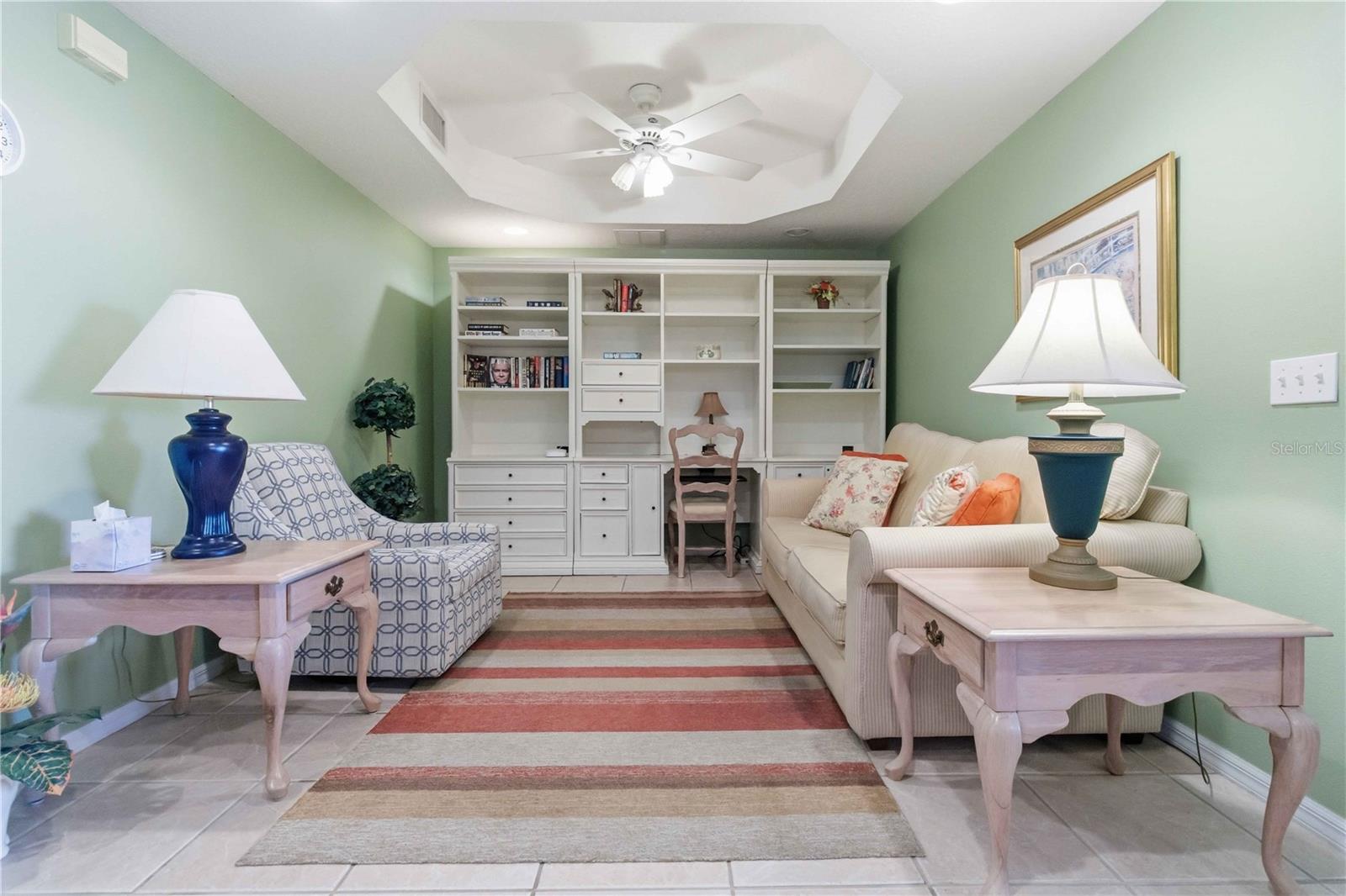 Image 9 of 30 For 8921 Lake Drive 504