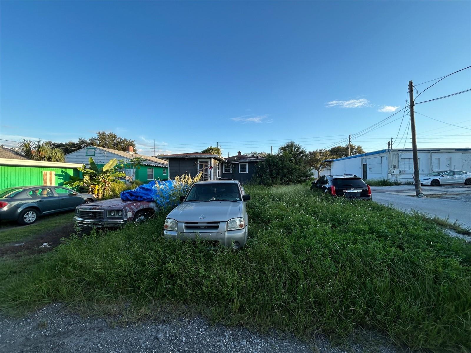 Image 10 of 55 For 877 22nd Avenue S