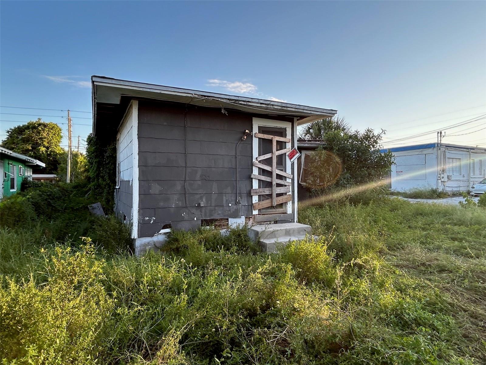 Image 13 of 55 For 877 22nd Avenue S