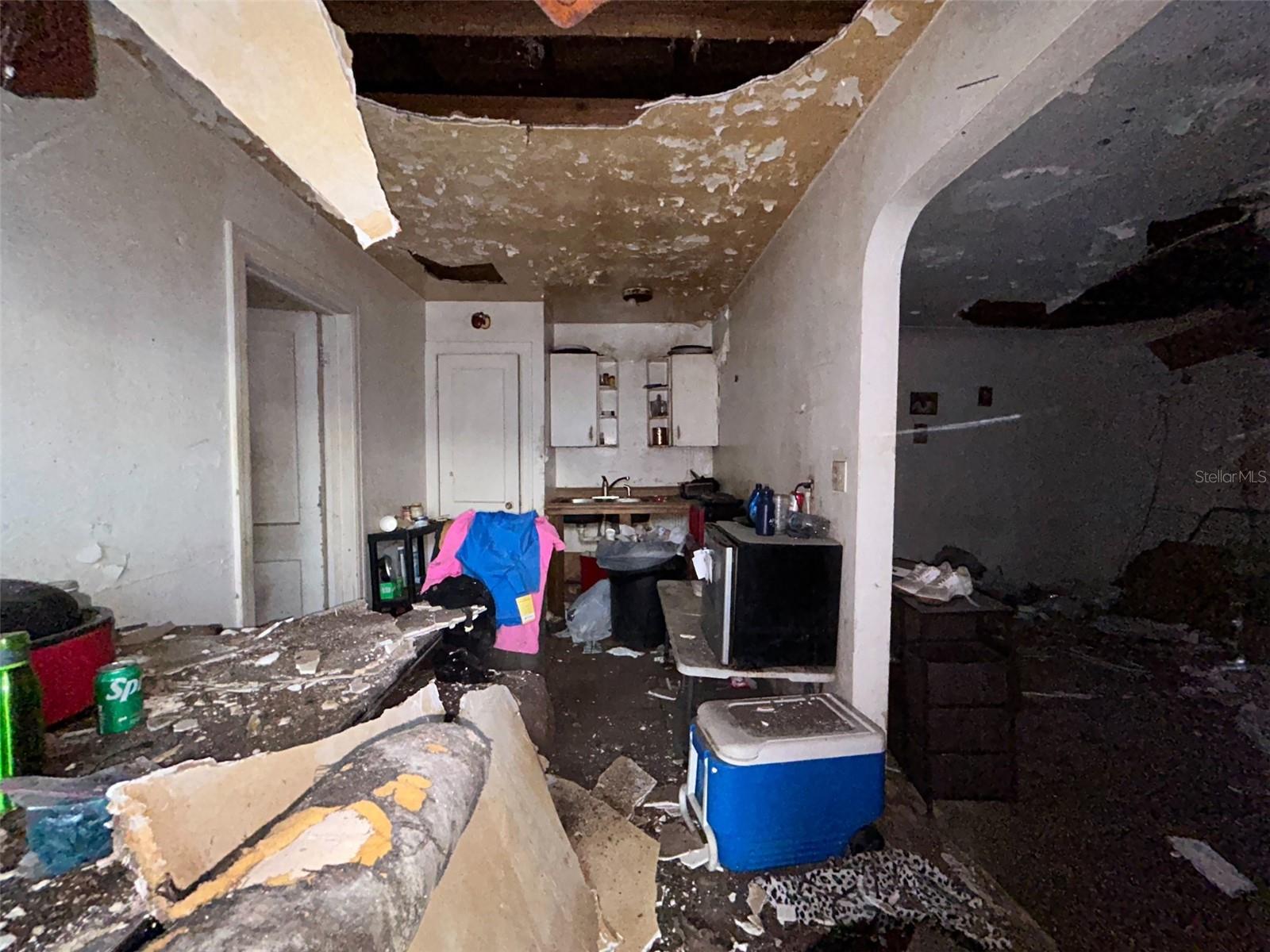 Image 22 of 55 For 877 22nd Avenue S