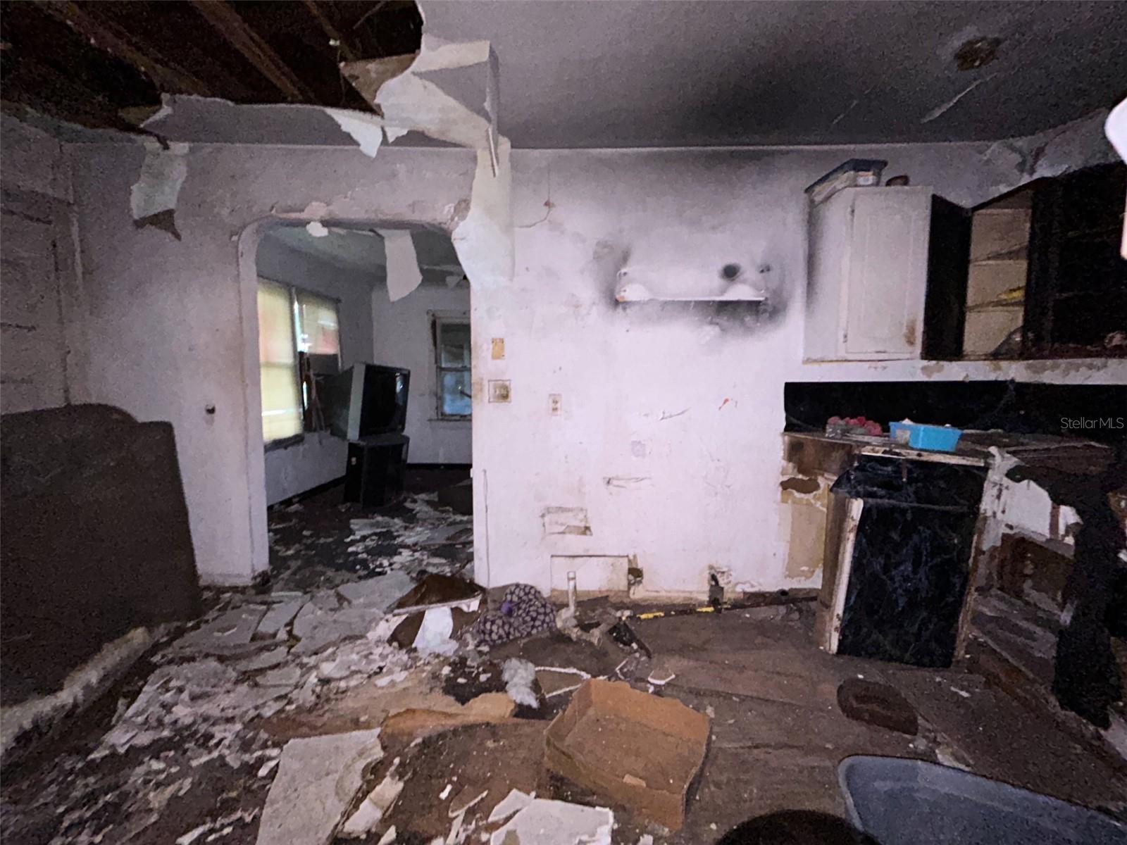 Image 24 of 55 For 877 22nd Avenue S