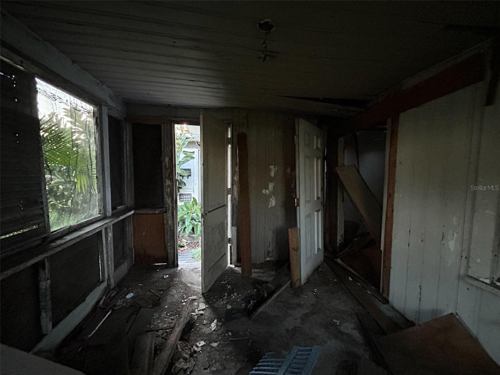 Image 36 of 55 For 877 22nd Avenue S