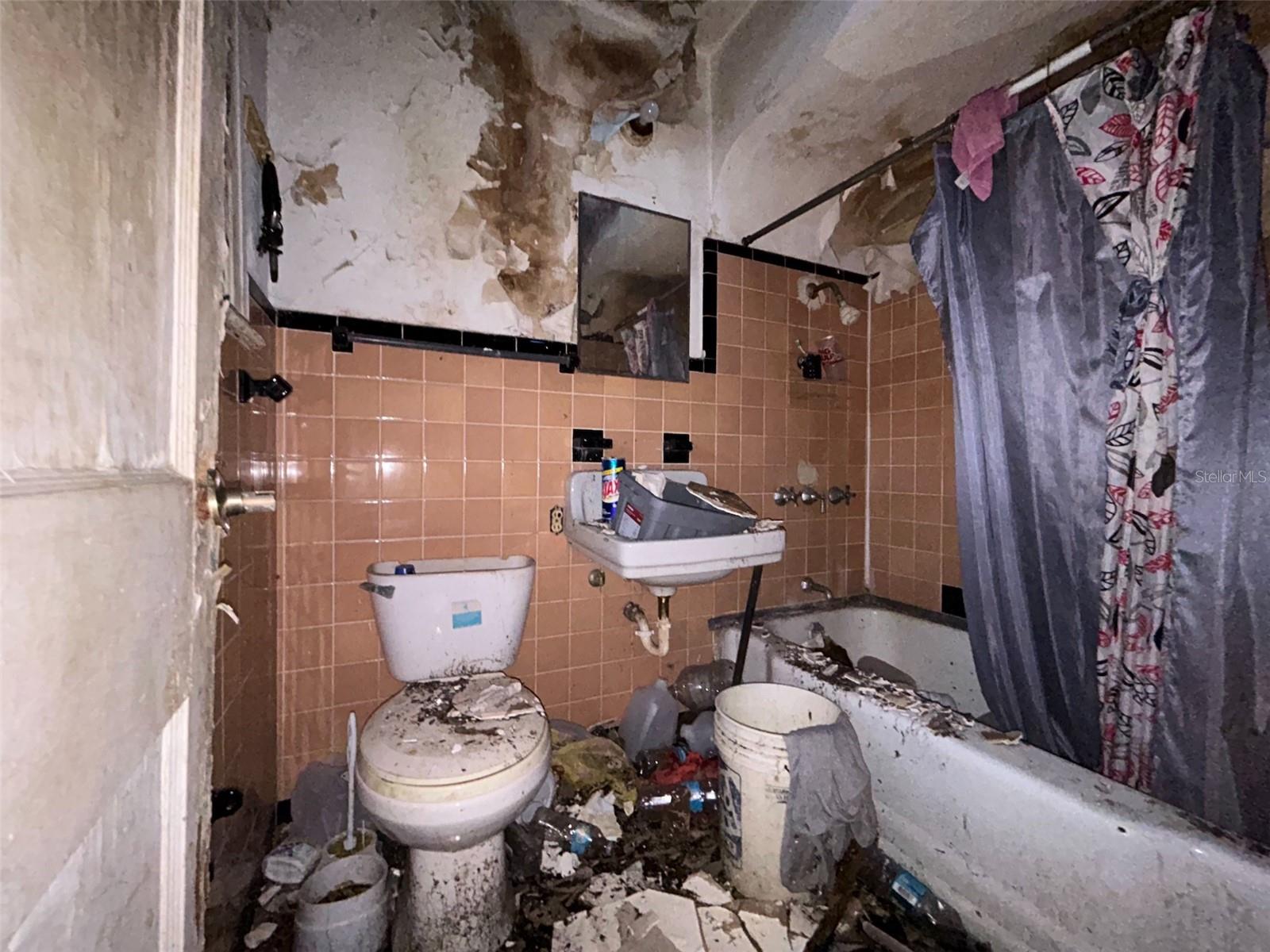 Image 44 of 55 For 877 22nd Avenue S