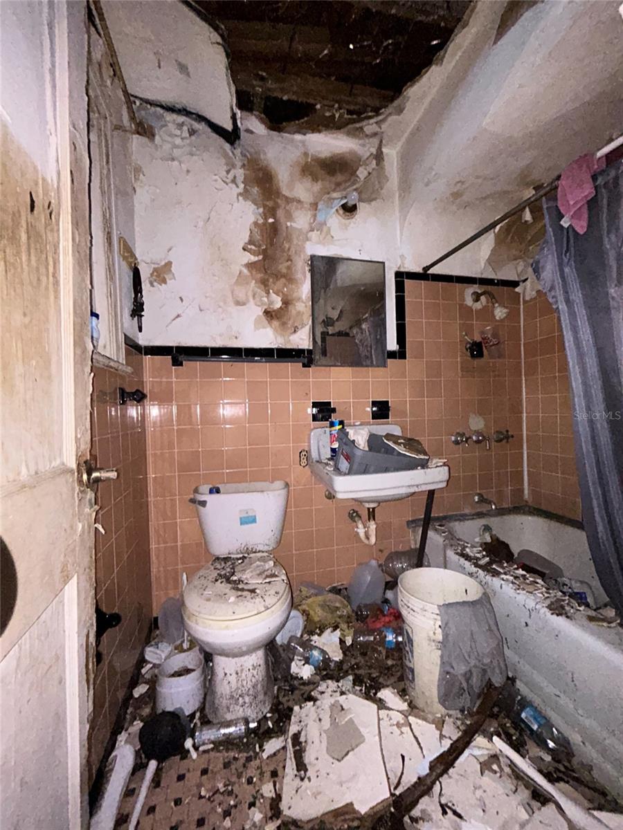 Image 45 of 55 For 877 22nd Avenue S