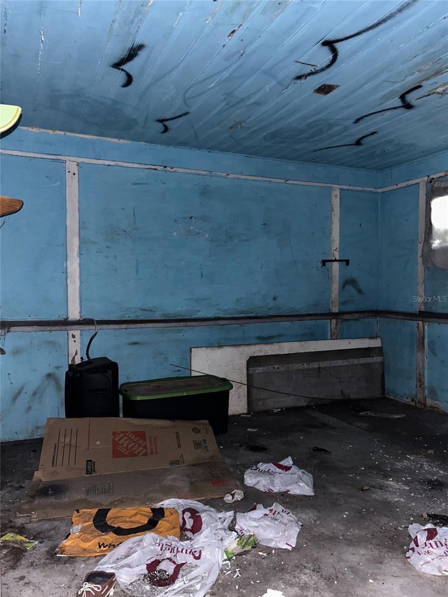 Image 47 of 55 For 877 22nd Avenue S