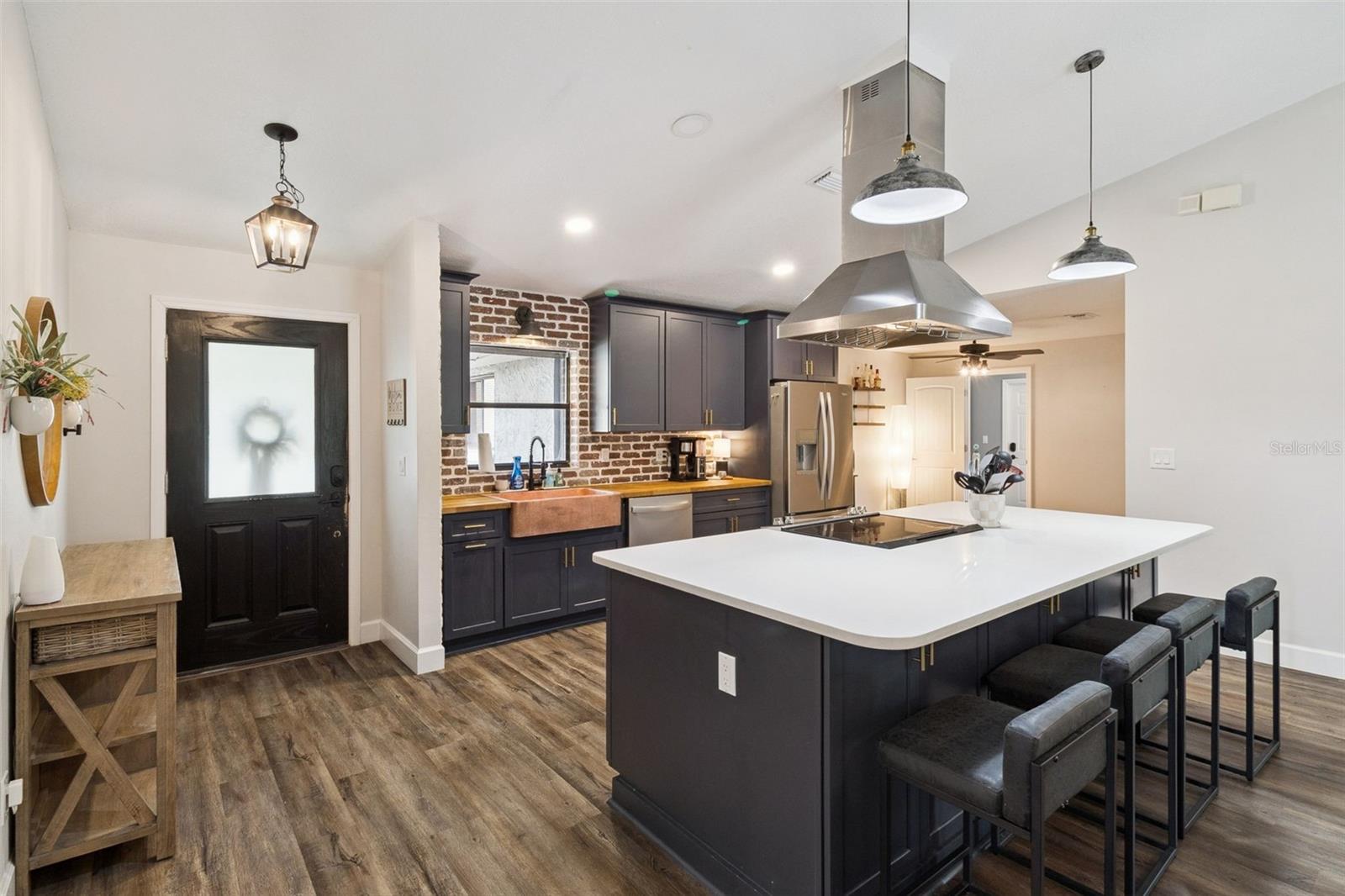 Image 10 of 48 For 2420 Friday Circle