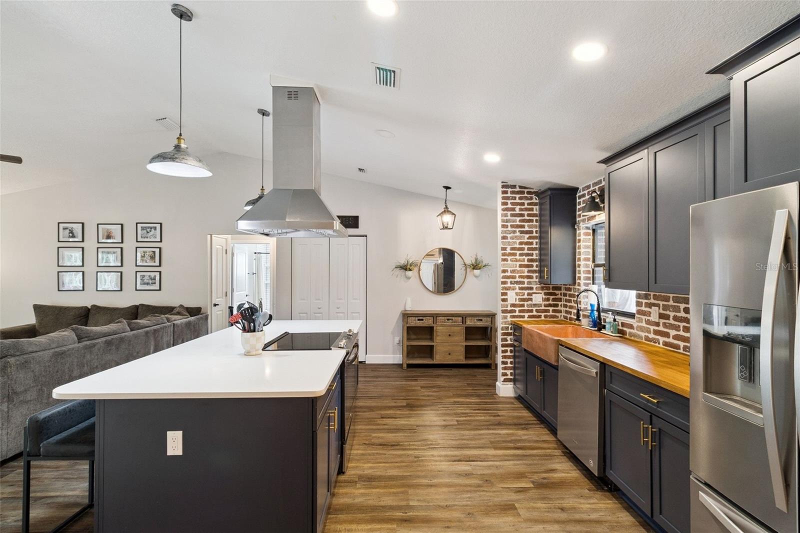 Image 12 of 48 For 2420 Friday Circle