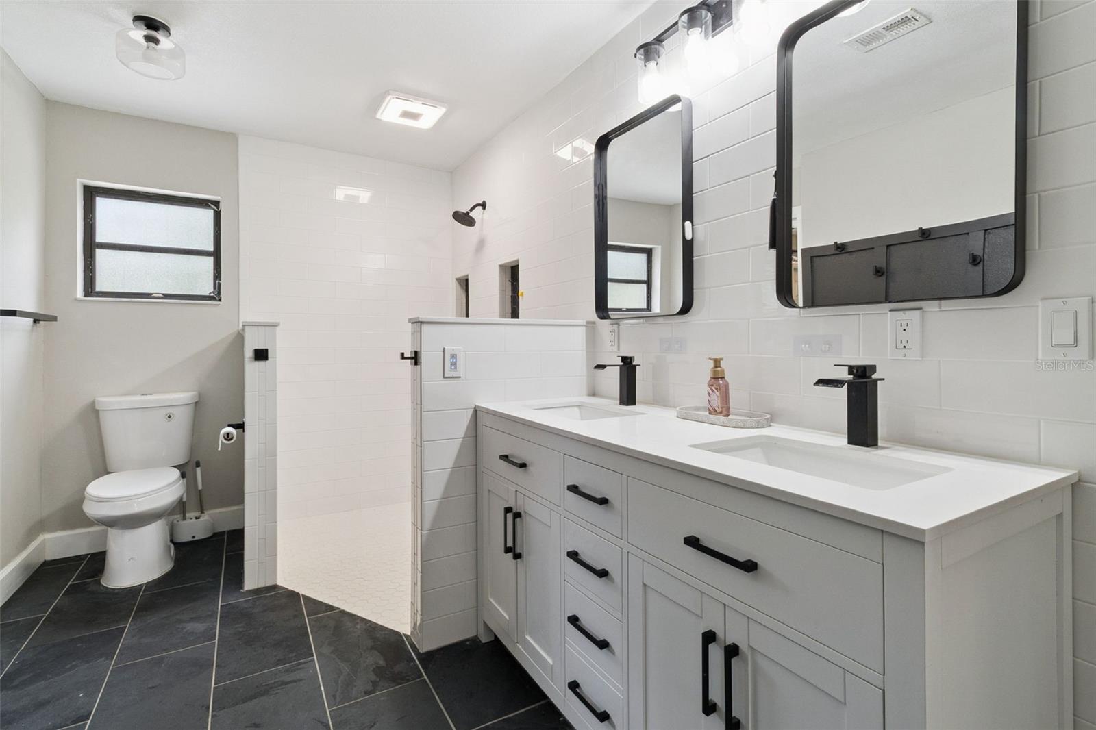 Image 23 of 48 For 2420 Friday Circle