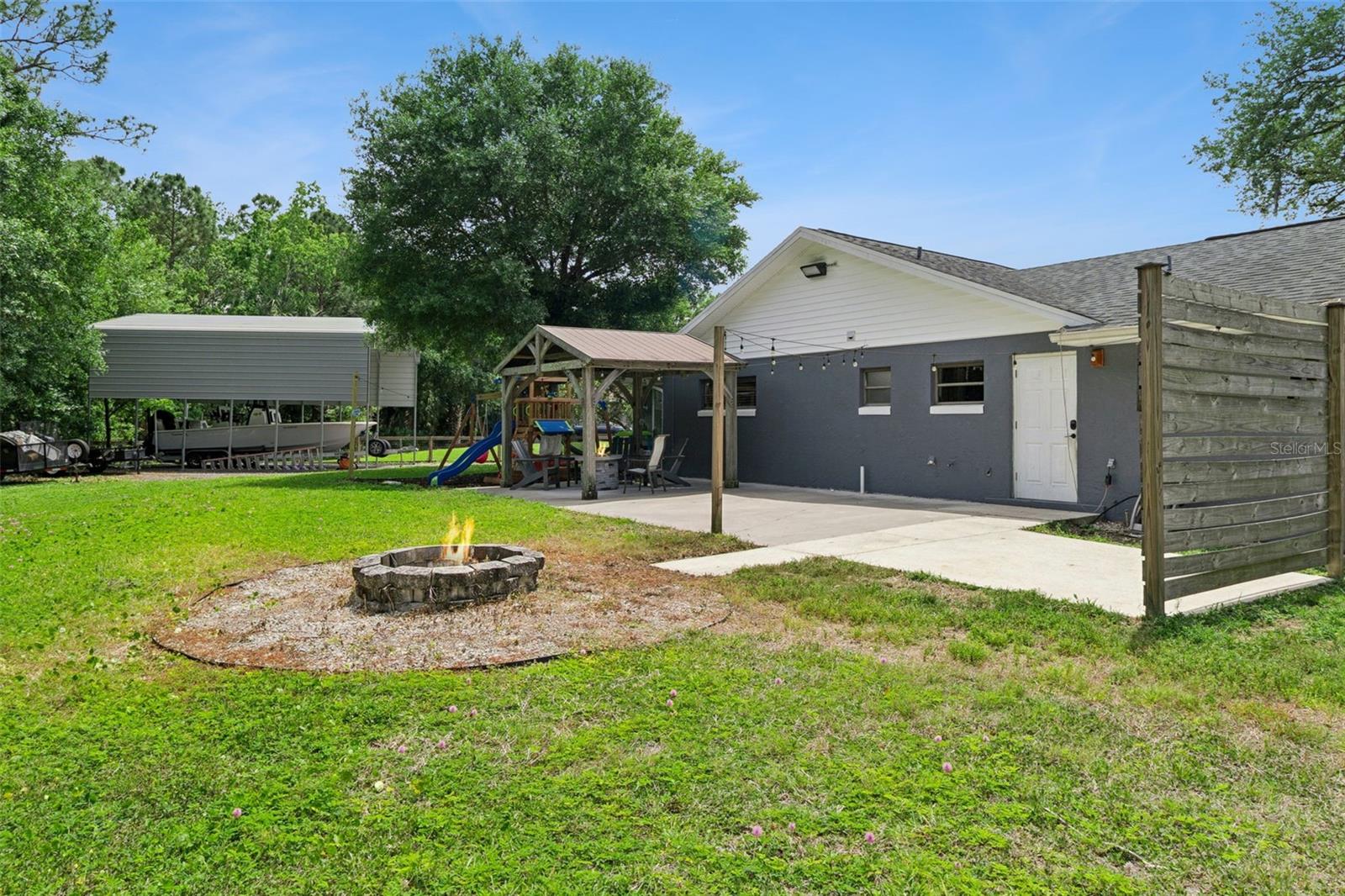 Image 29 of 48 For 2420 Friday Circle