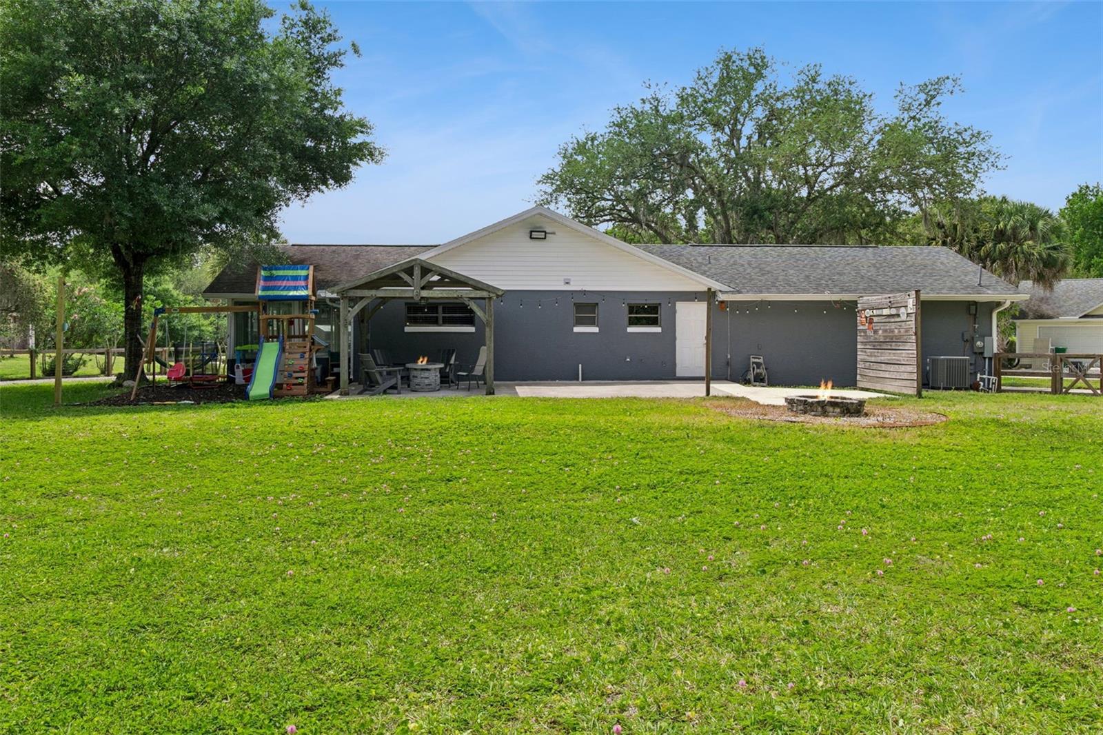 Image 34 of 48 For 2420 Friday Circle