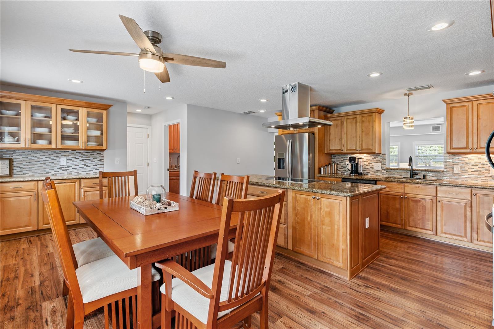 Image 17 of 55 For 891 Markham Woods Road