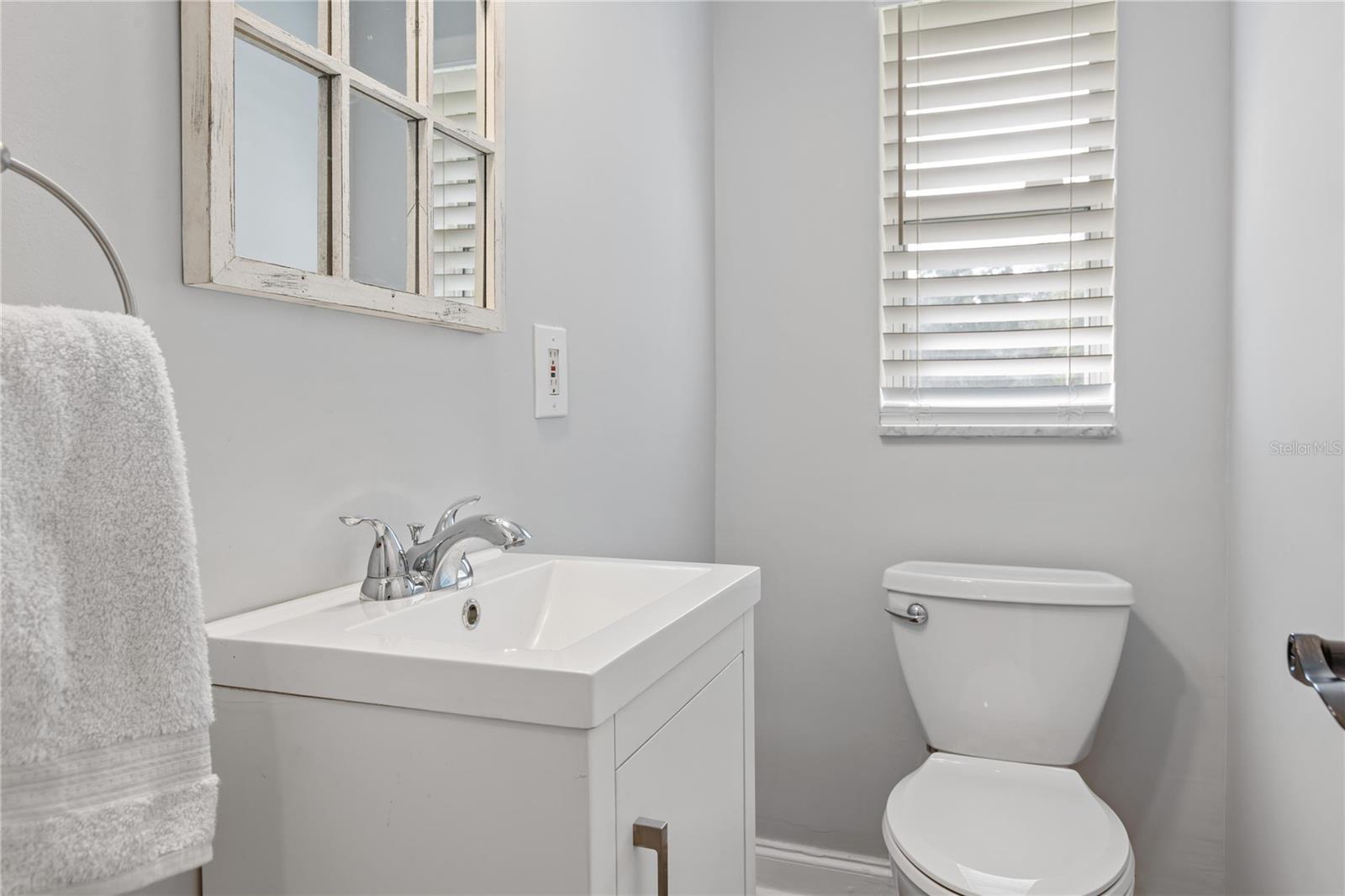 Image 19 of 55 For 891 Markham Woods Road