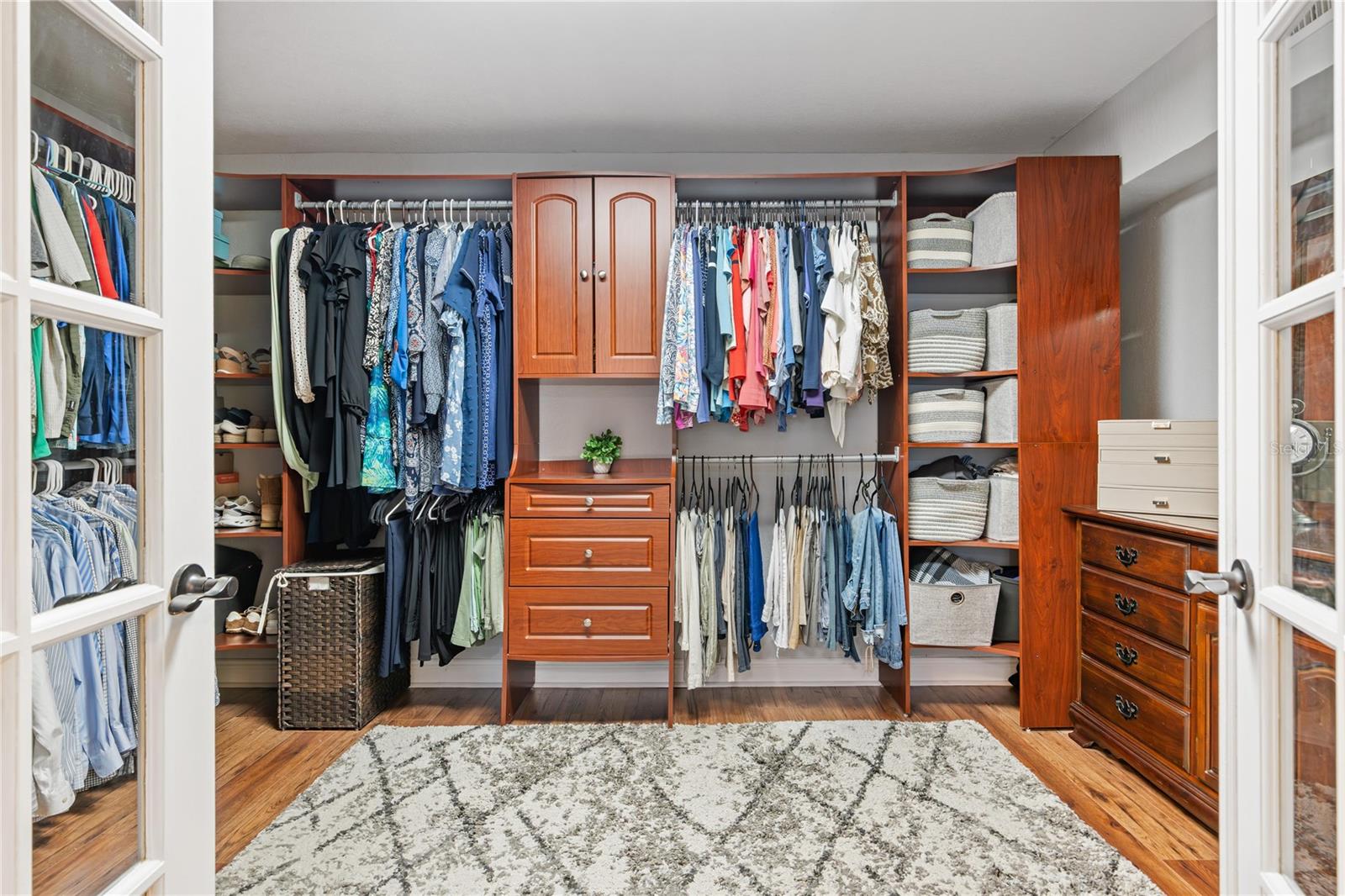 Image 34 of 55 For 891 Markham Woods Road