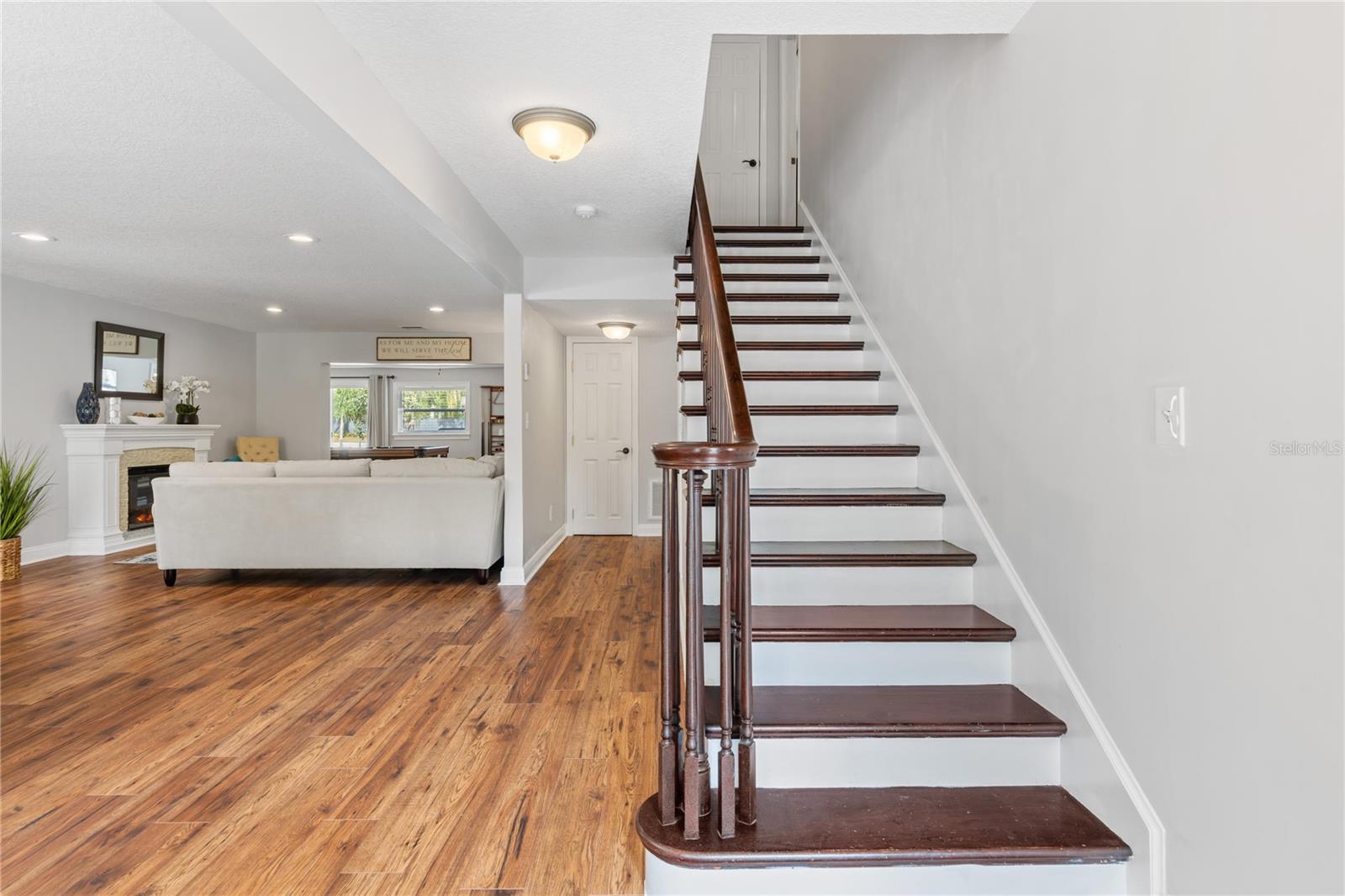 Image 38 of 55 For 891 Markham Woods Road