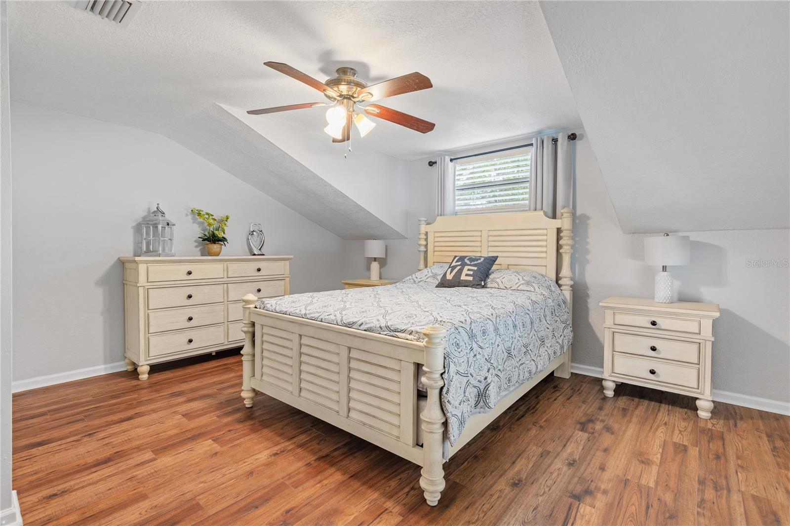 Image 44 of 55 For 891 Markham Woods Road