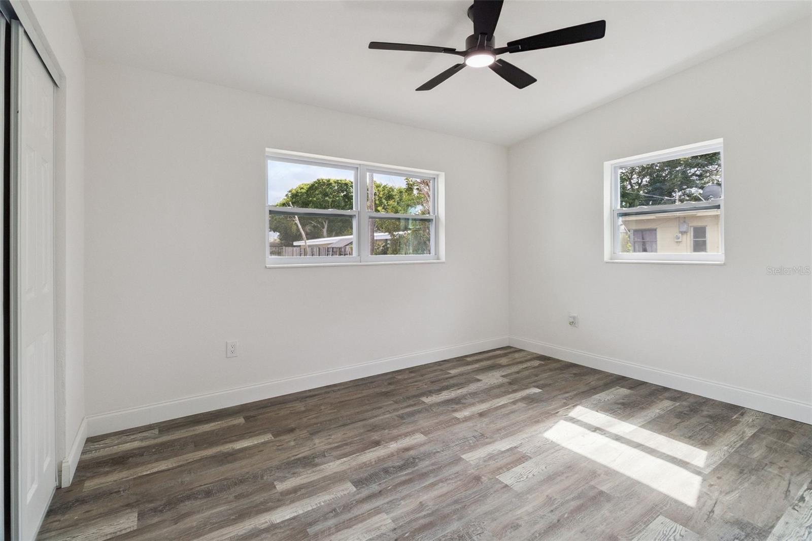 Image 18 of 27 For 2015 Coolidge Avenue