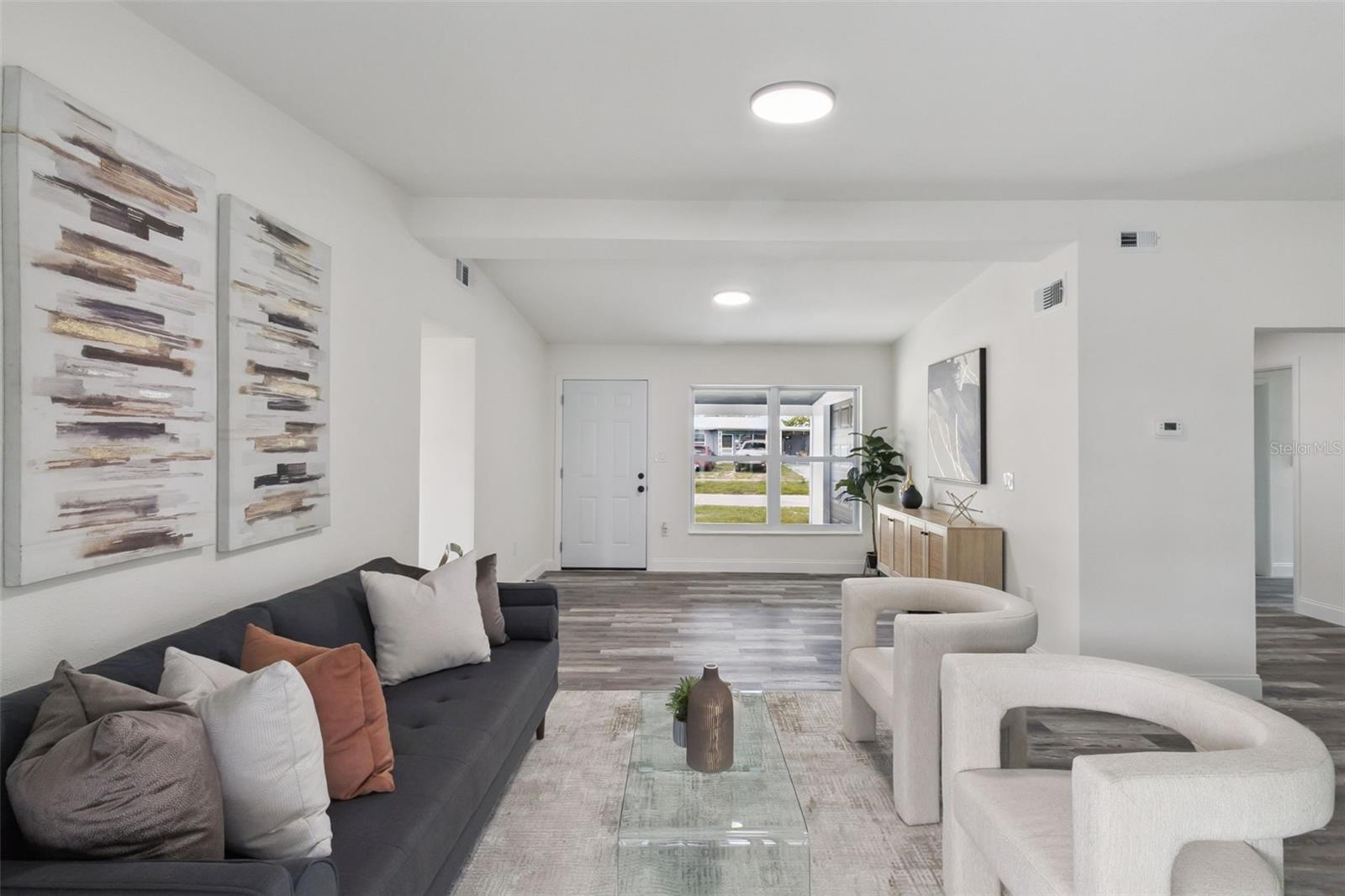 Image 7 of 27 For 2015 Coolidge Avenue