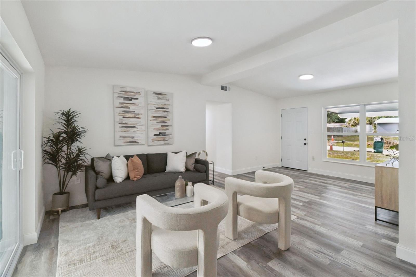 Image 8 of 27 For 2015 Coolidge Avenue