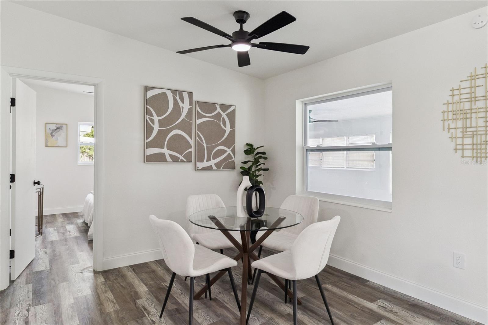 Image 9 of 27 For 2015 Coolidge Avenue