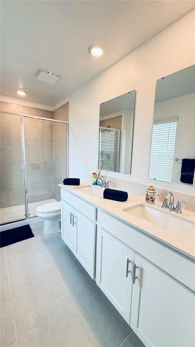 Image 15 of 53 For 2675 Candied Apple Alley