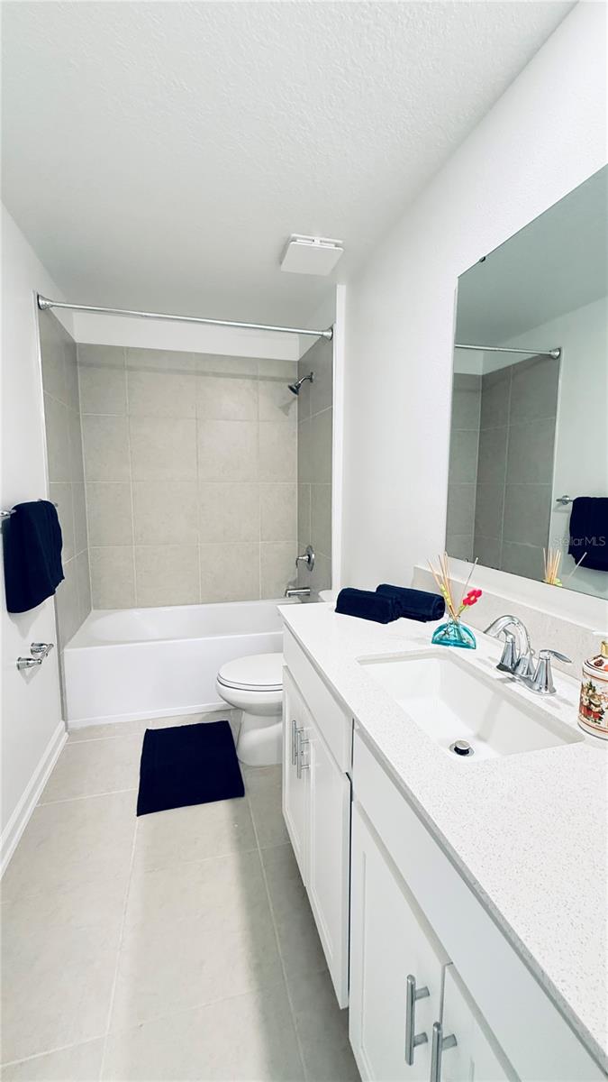 Image 20 of 53 For 2675 Candied Apple Alley