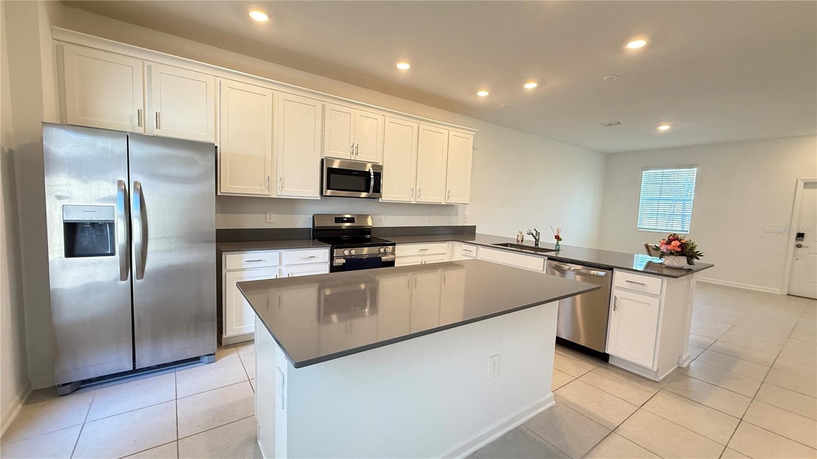 Image 5 of 53 For 2675 Candied Apple Alley