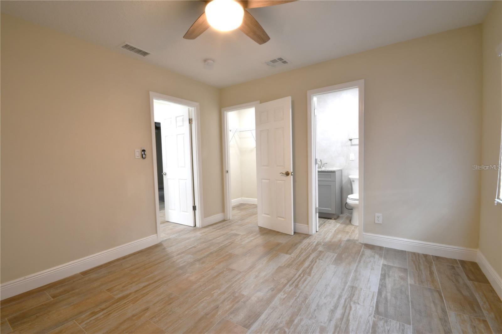 Image 10 of 19 For 450 Obispo Avenue