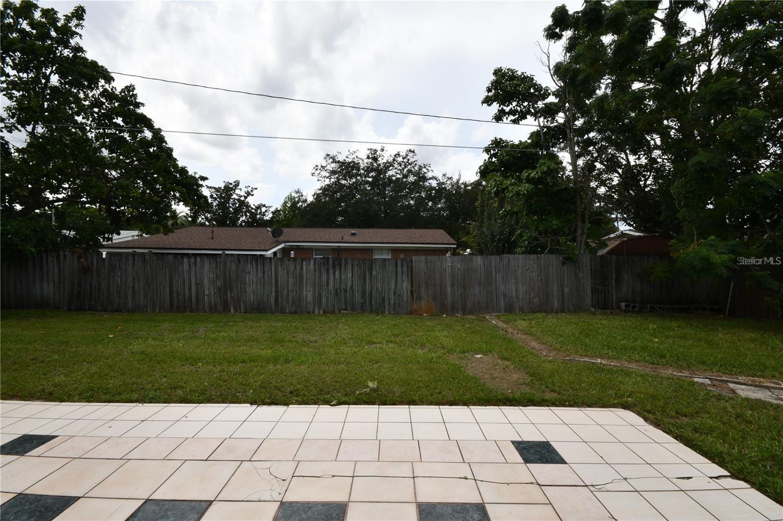 Image 19 of 19 For 450 Obispo Avenue