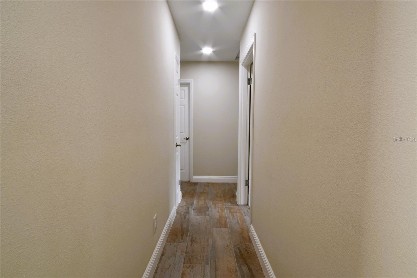 Image 9 of 19 For 450 Obispo Avenue