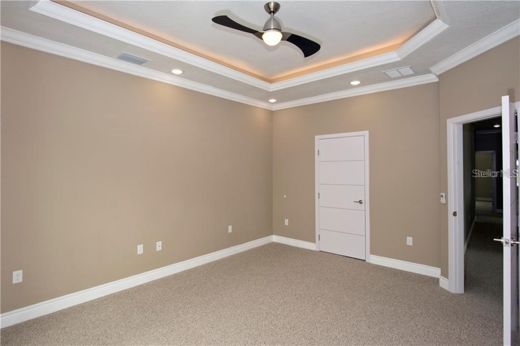 Image 11 of 52 For 1927 Greenbriar Terrace