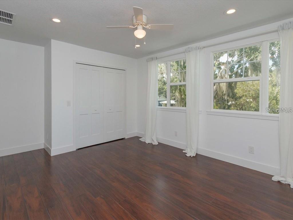 Image 7 of 14 For 1830 Staunton Avenue