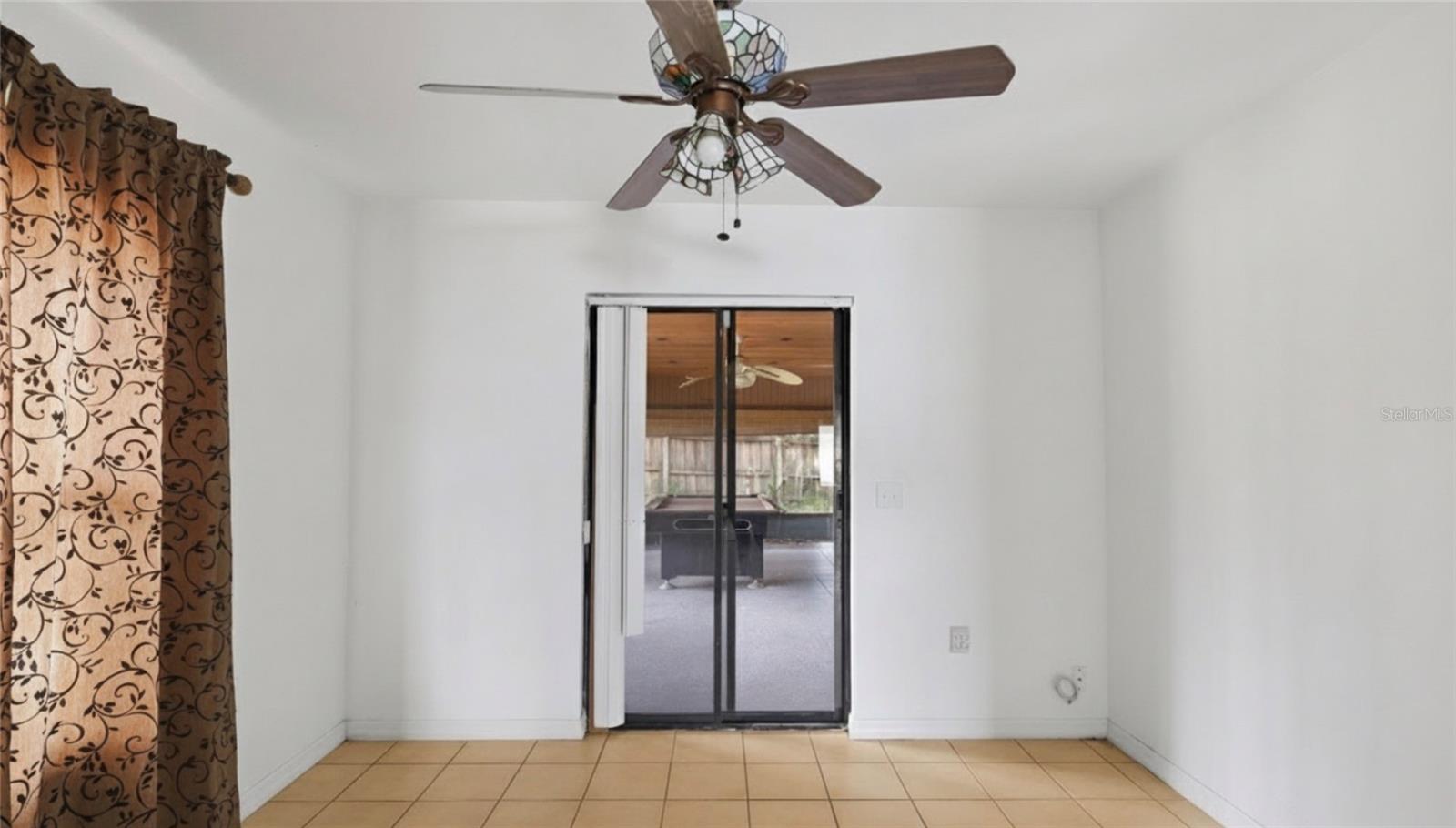 Image 16 of 29 For 1731 Hazelton Avenue