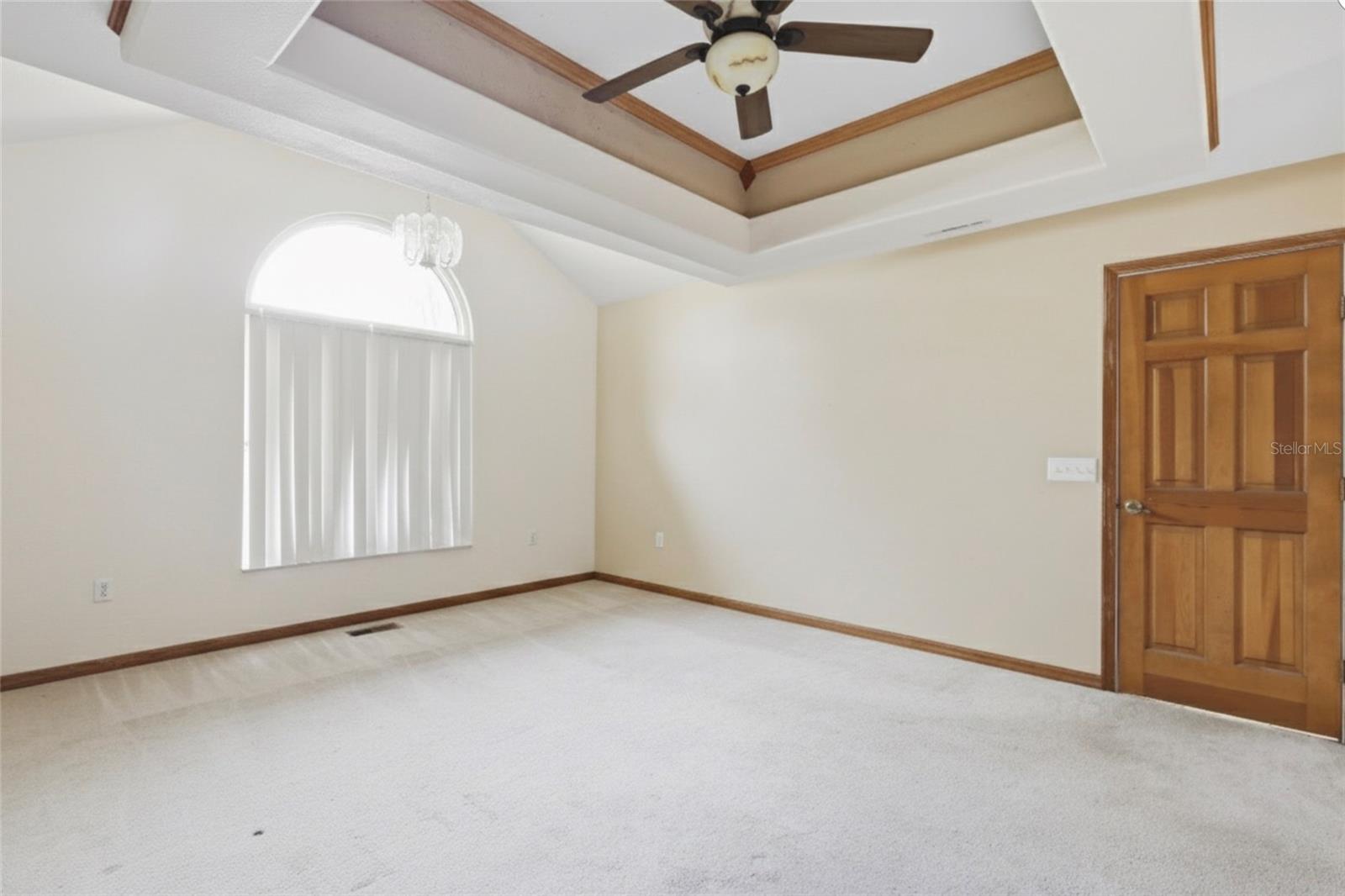 Image 17 of 29 For 1731 Hazelton Avenue