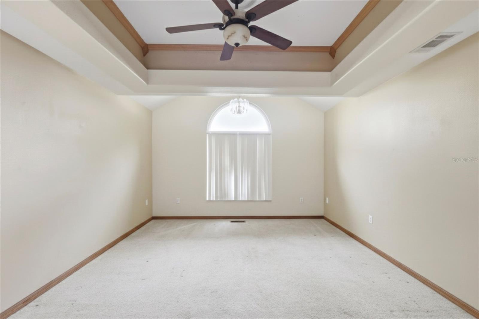 Image 18 of 29 For 1731 Hazelton Avenue