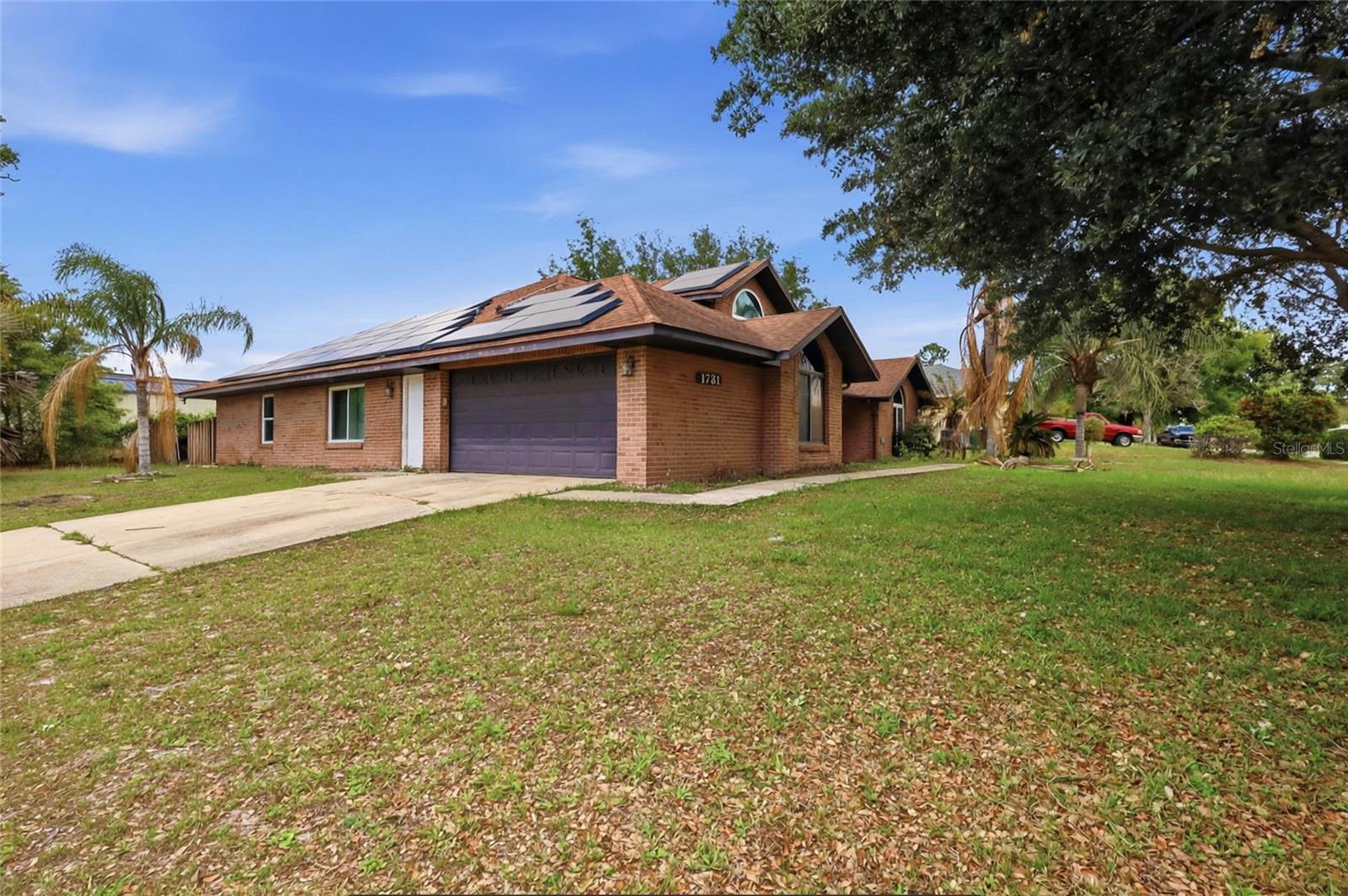 Image 3 of 29 For 1731 Hazelton Avenue