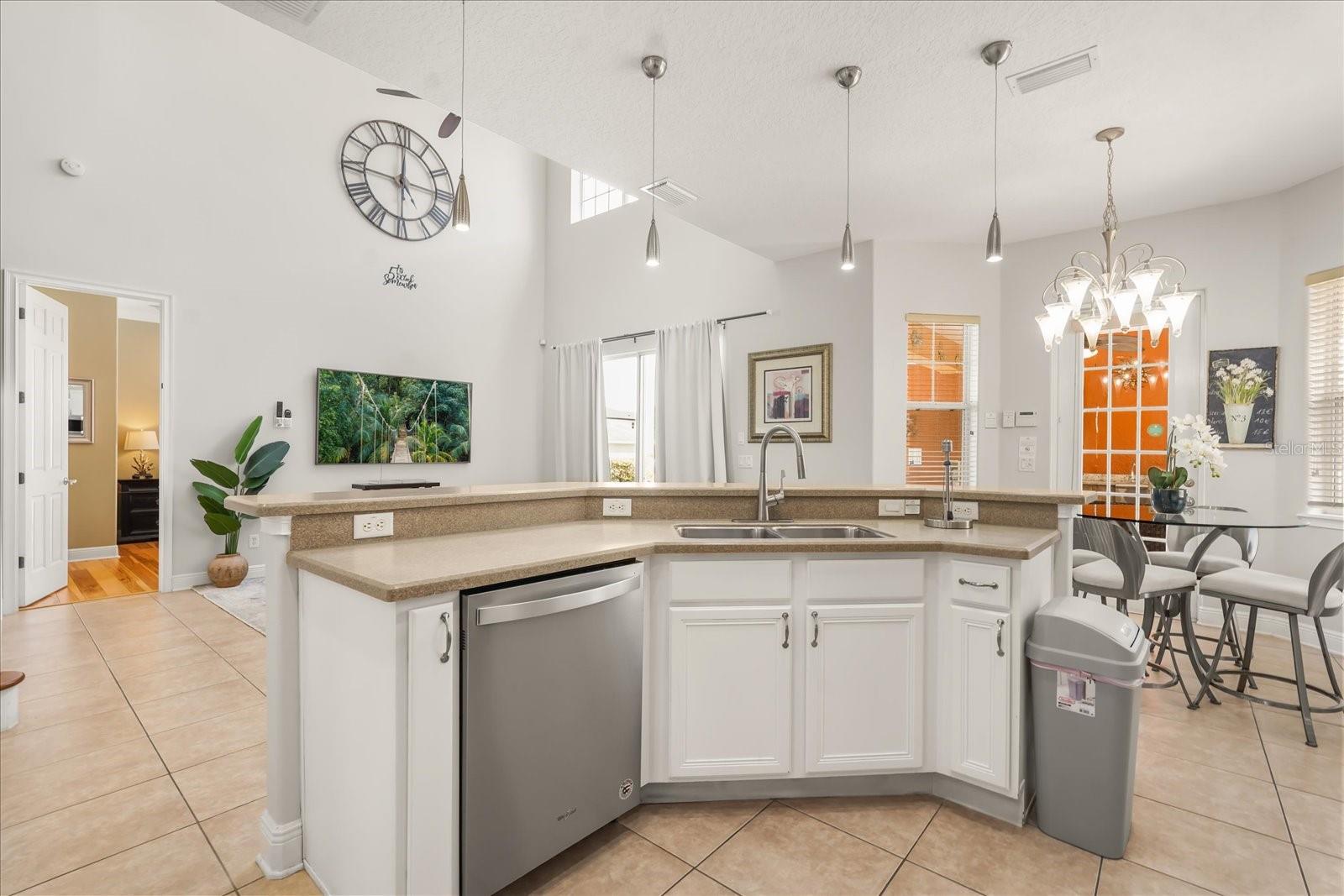 Image 10 of 98 For 7708 Excitement Drive