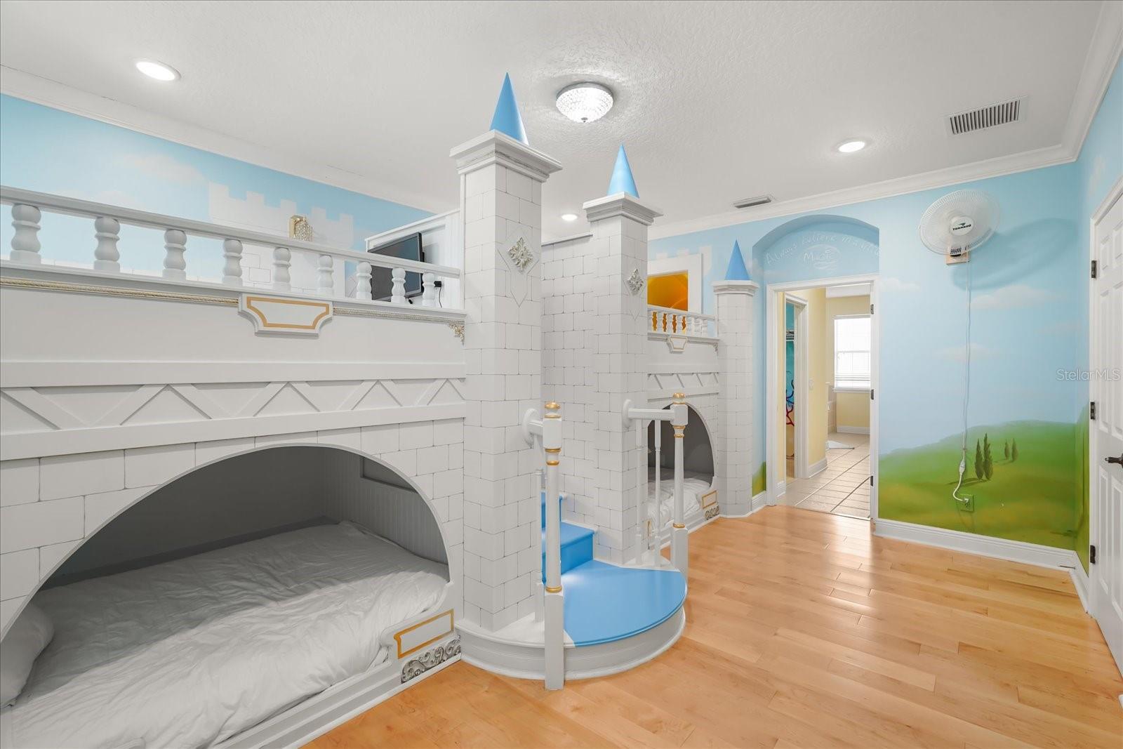 Image 16 of 98 For 7708 Excitement Drive