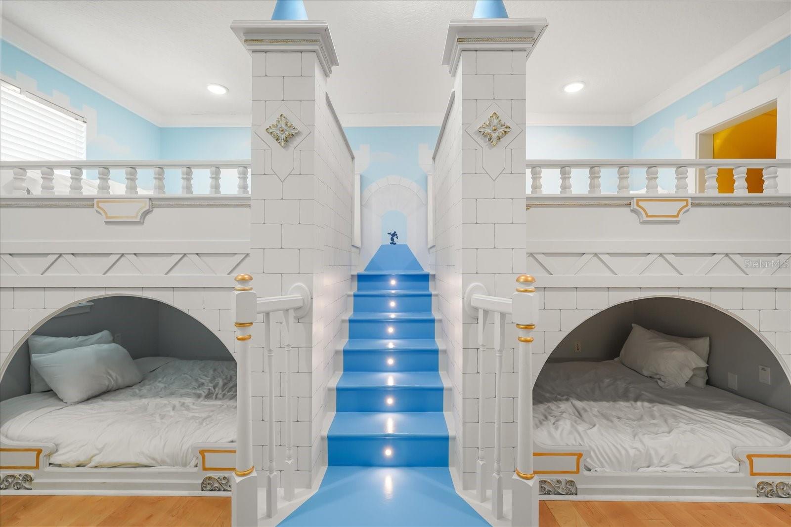 Image 17 of 98 For 7708 Excitement Drive