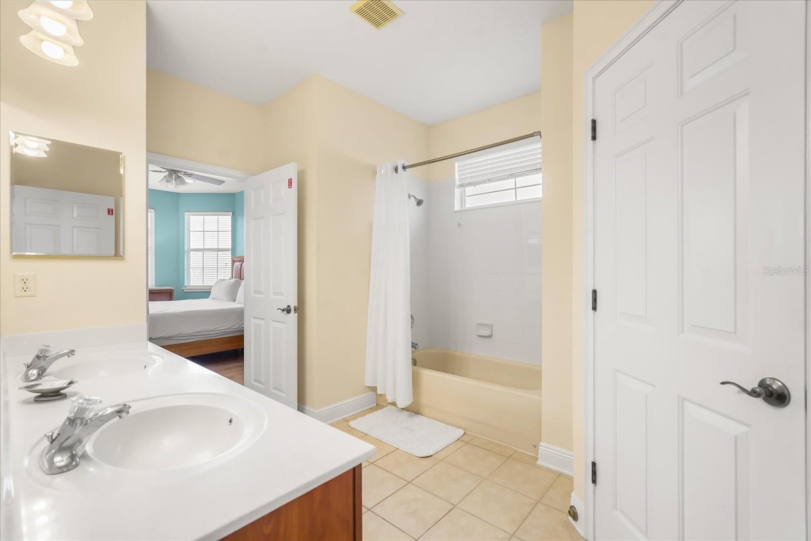 Image 26 of 98 For 7708 Excitement Drive